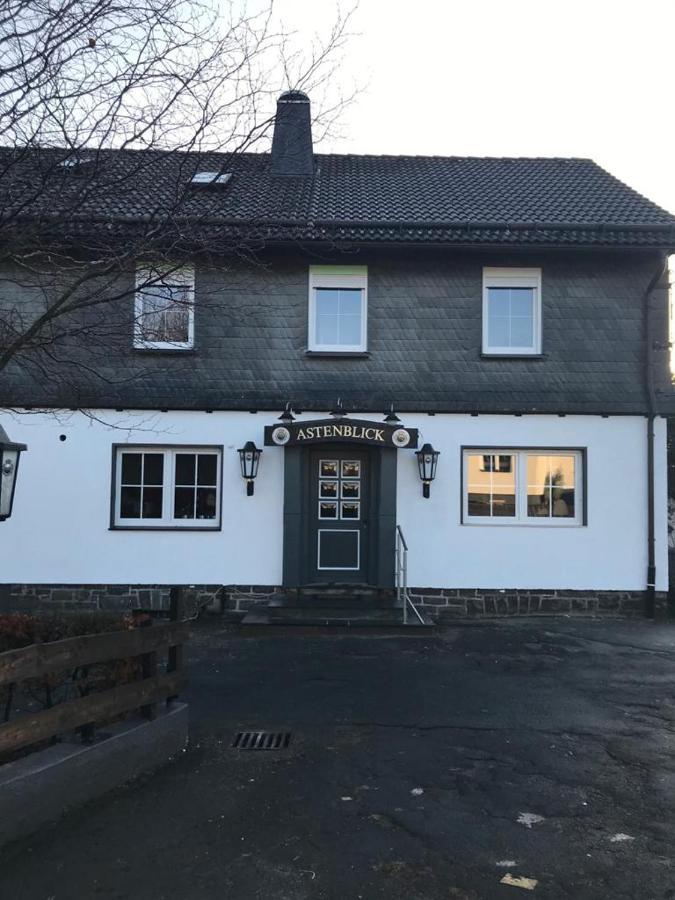 Ferienhaus Astenblick - Ideal Fuer Weihnachtsfeiern Und Familienfeiern Bietet Schlafplaetze Fuer Bis Zu 35 Personen Villa Winterberg Exterior foto